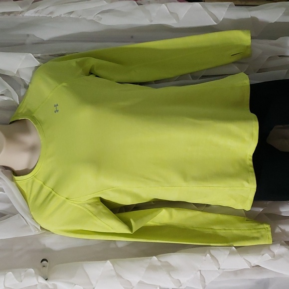 Under Armour. ColdGear. Neon Green/Yellow Long Sleeves w/ Thumb Slot Size L. EUC - Picture 1 of 10